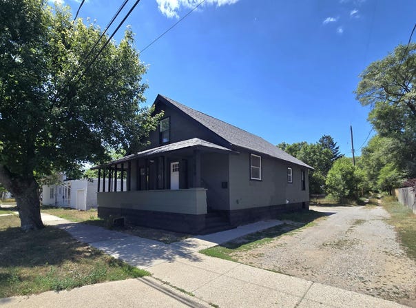 1679 Vulcan Street, Muskegon, MI 49442