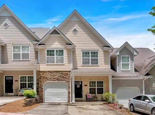 2205 Hoskin Court NW, Kennesaw, GA 30144