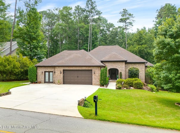 825 Still Waters Dr, Dadeville, AL 36853