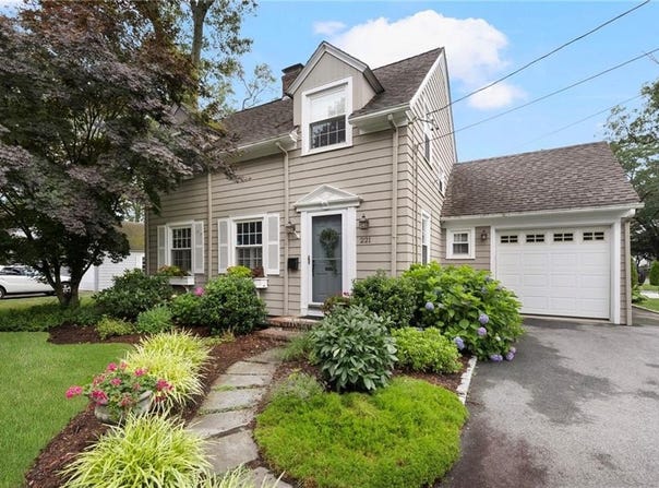 221 Trinity Street, Warwick, RI 02886