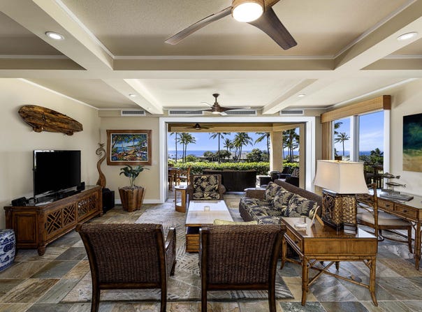 62-3600 AMAUI PL unit: F102, Kamuela, HI 96743