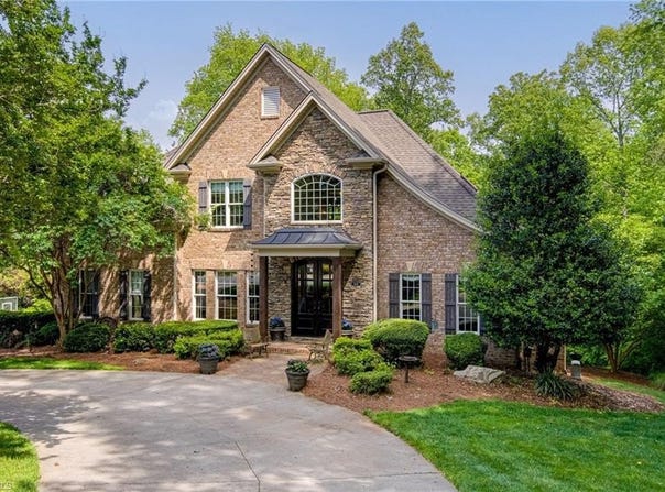 2825 Creekfield Way, Winston-Salem, NC 27106