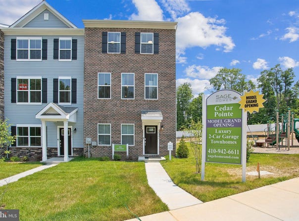 10401 SERENADE COURT, CLINTON, MD 20735