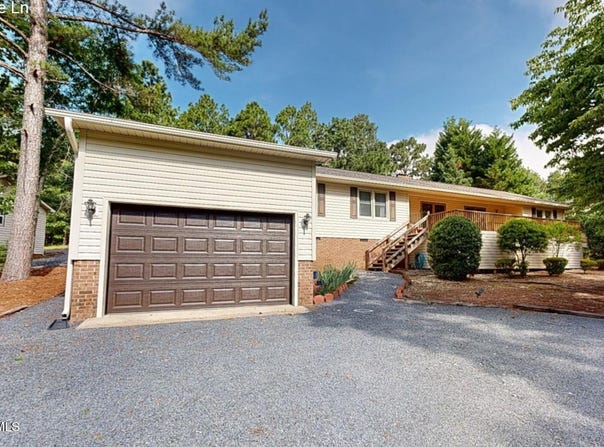 102 Thistle Lane, West End, NC 27376