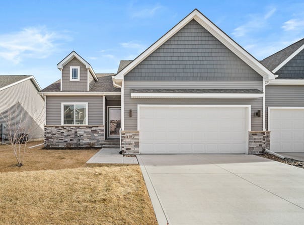 1317 NW 33rd Lane, Ankeny, IA 50023