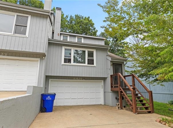 10125 Steele Road, Kansas City, KS 66111