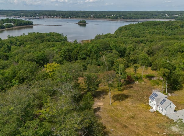 61 Bay View Trail, Edgecomb, ME 04556