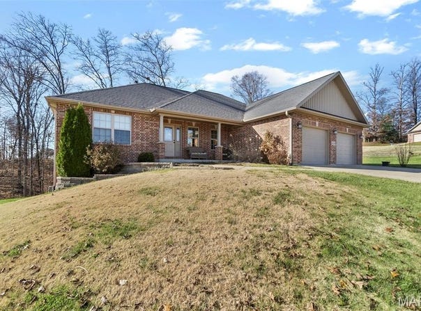 2403 Smith Trail Road, Jackson, MO 63755