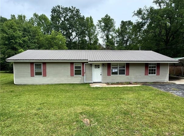 1140 ELK DRIVE, ALEXANDER CITY, AL 35010