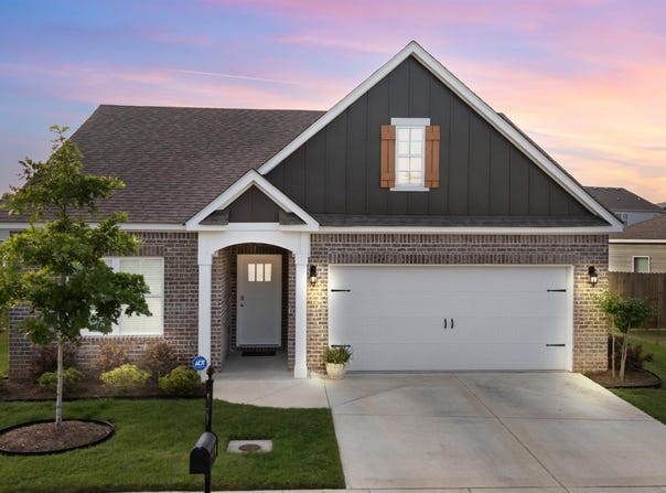 22989 DOWNING PARK CIRCLE, MCCALLA, AL 35111