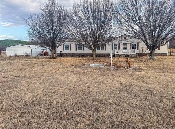 36 Gragg, Quinton, OK 74561