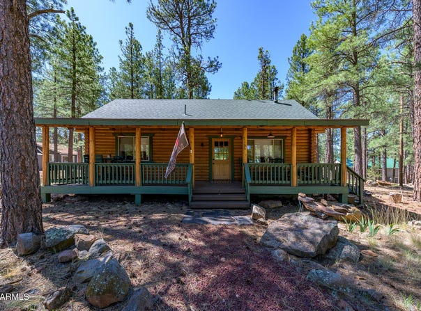 7226 E Knighthood Lane, Williams, AZ 86046