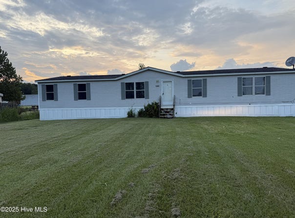 1290 Taylor Road, Chocowinity, NC 27817