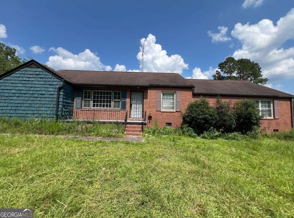 31 Pine, Butler, GA 31006