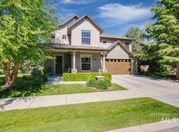448 E Eaglewoods Ln, Eagle, ID 83616