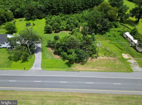 9705 S DUPONT HIGHWAY, FELTON, DE 19943