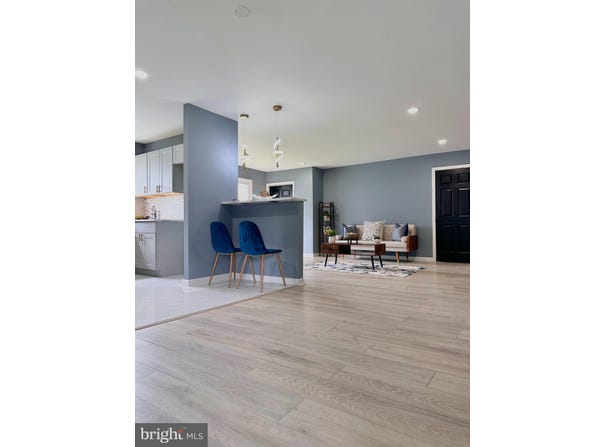 134 SOMERSET DRIVE, WILLINGBORO, NJ 08046