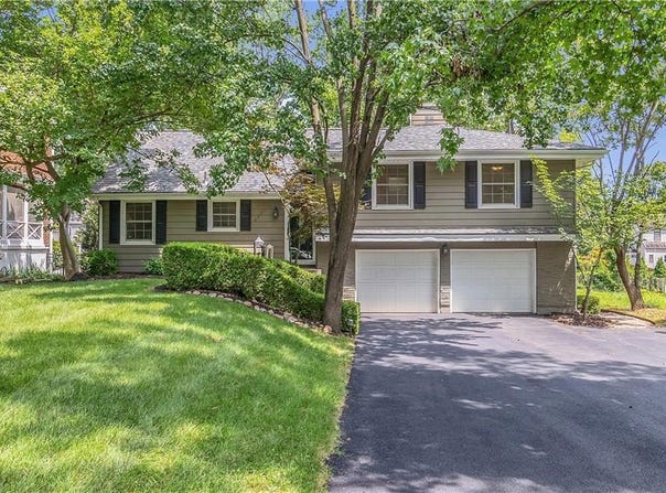 5551 Fairway Road, Fairway, KS 66205