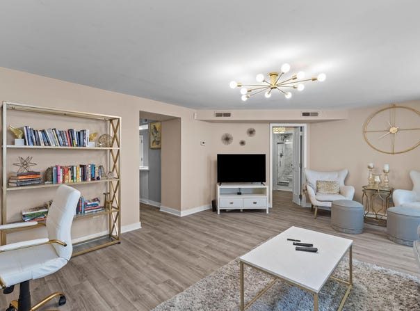 55 Ashley Avenue, Charleston, SC 29401