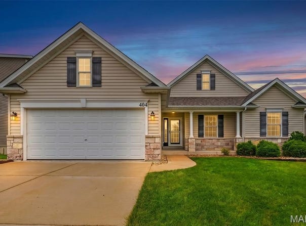 404 Shady River Drive, O'Fallon, MO 63366