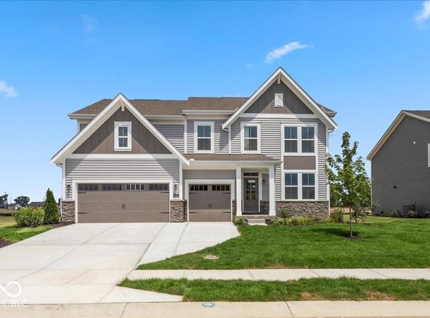 640 Firefly Court, Greenfield, IN 46140