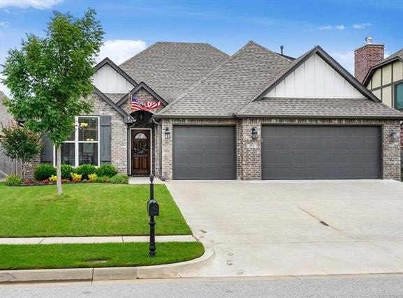 815 N 88th Street, Broken Arrow, OK 74014