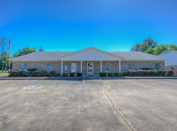 1311 Ringgold Avenue, Coushatta, LA 71019