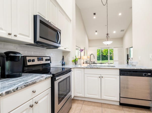 4325 Cross Court, Vero Beach, FL 32967