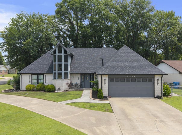 1934 Birnamwood Drive, Miami, OK 74354