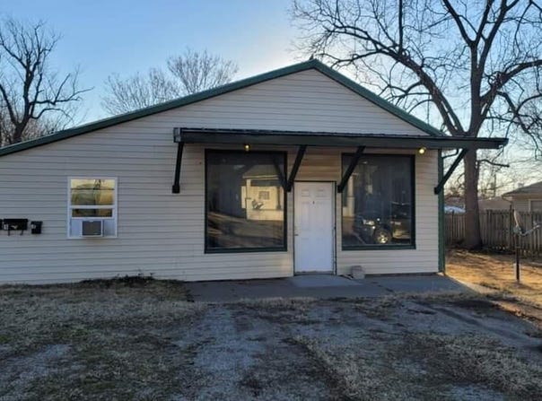505 9th Street, Monett, MO 65708