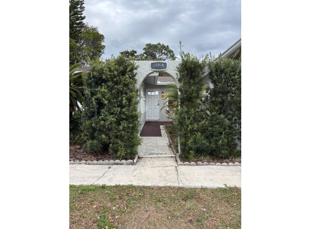 1105 Amble Ln, Clearwater, FL 33755