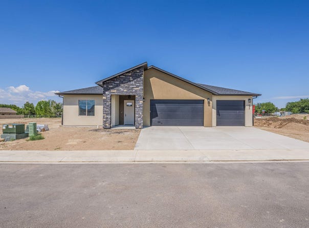 633 Thunder Lane, Grand Junction, CO 81504