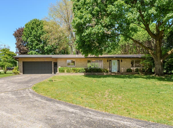 520 N West Street, Coloma, MI 49038