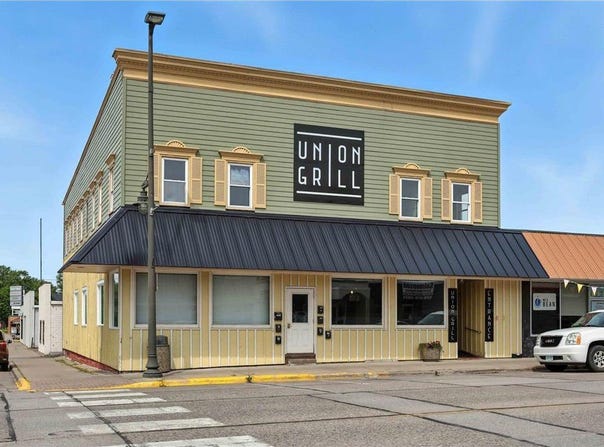 17 Union Street N, Mora, MN 55051