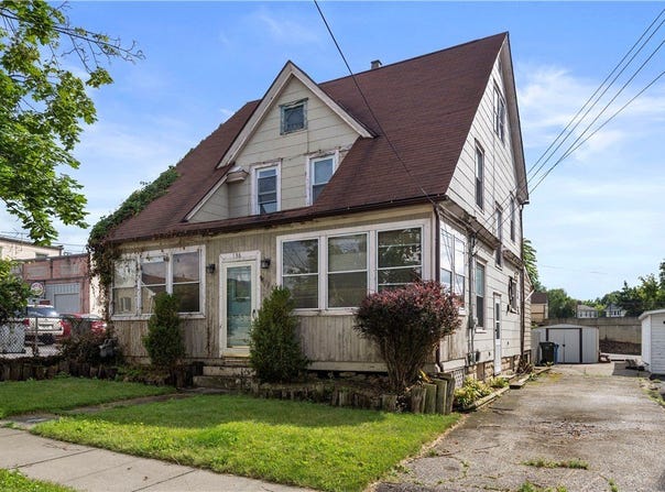 136 Lincoln Street, Amherst, OH 44001