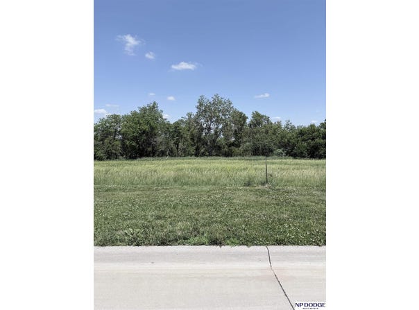 1021 Brickyard Drive, Hooper, NE 68031
