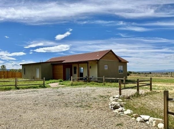 32 Shana Madre, Arroyo Seco, NM 87514