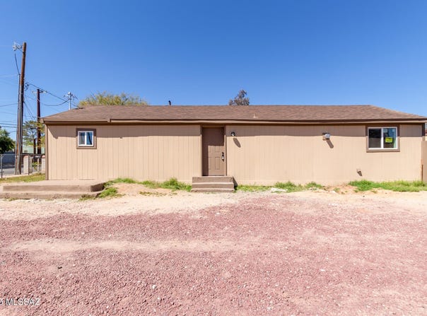 2514 N Castro Avenue, Tucson, AZ 85705