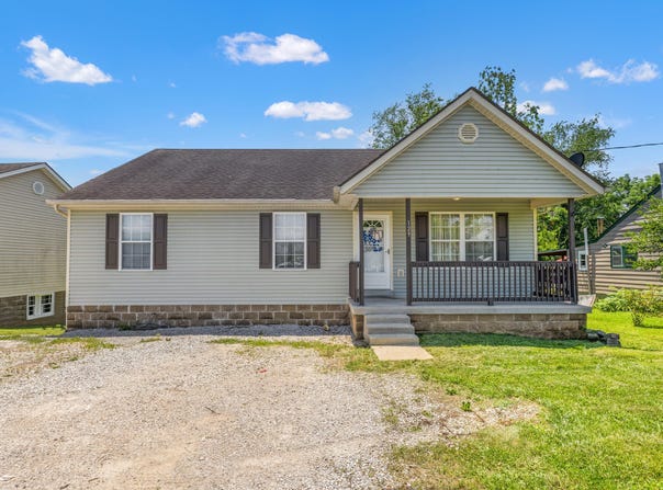 129 Glory Street, Irvine, KY 40336