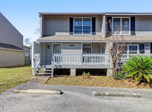 288 Highpoint Drive, Diamondhead, MS 39525