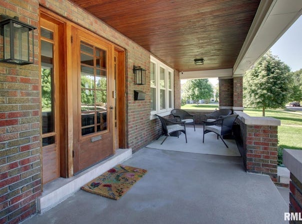 321 S 23RD Street, Quincy, IL 62301