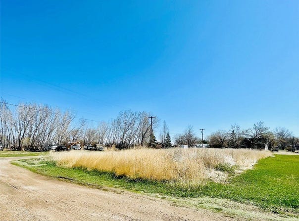 1301 Pennsylvania Street, Chinook, MT 59523