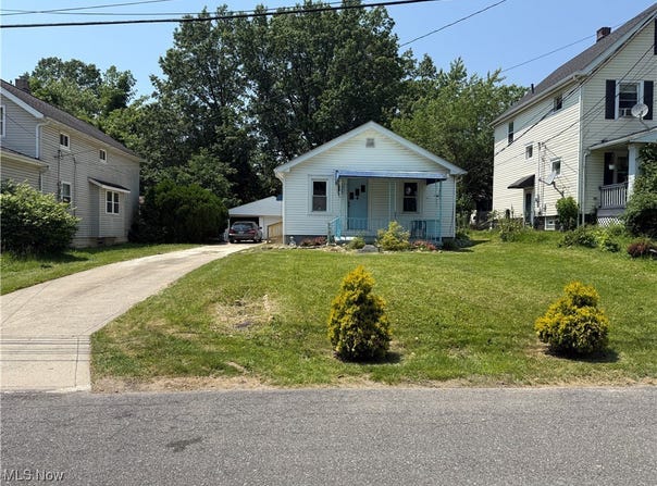 6350 Meadowbrook Road, Garfield Heights, OH 44125