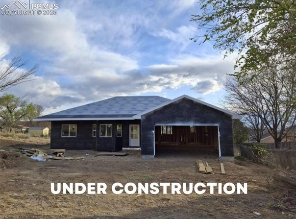 264 W Laurue Lane, Pueblo West, CO 81007