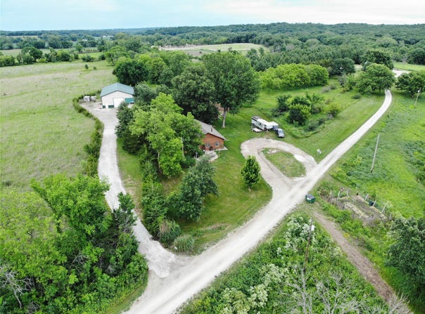 2463 328th Lane, Peru, IA 50222