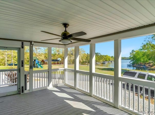 289 Deer Drive, Bracey, VA 23919
