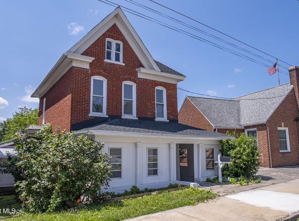 304 Poplar Street, Roaring Spring, PA 16673