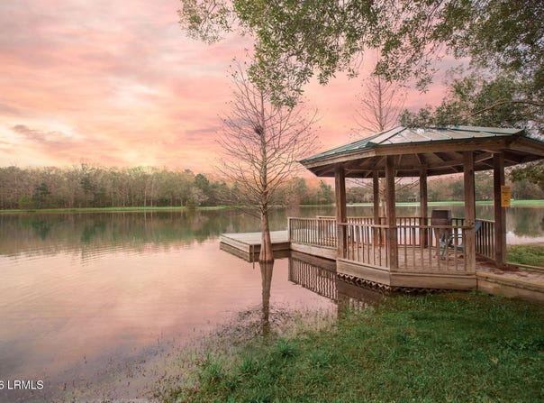 24 Blake Lane, Seabrook, SC 29940