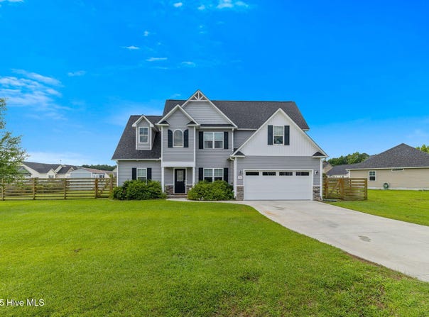 118 Bridgeport Drive, Sneads Ferry, NC 28460