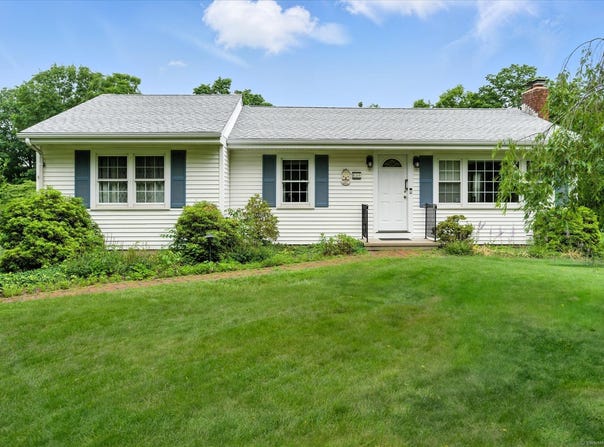 158 Higby Road, Middletown, CT 06457